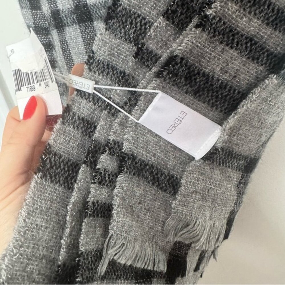 NWT ETEREO PLAID BLANKET SCARF - Picture 4 of 4